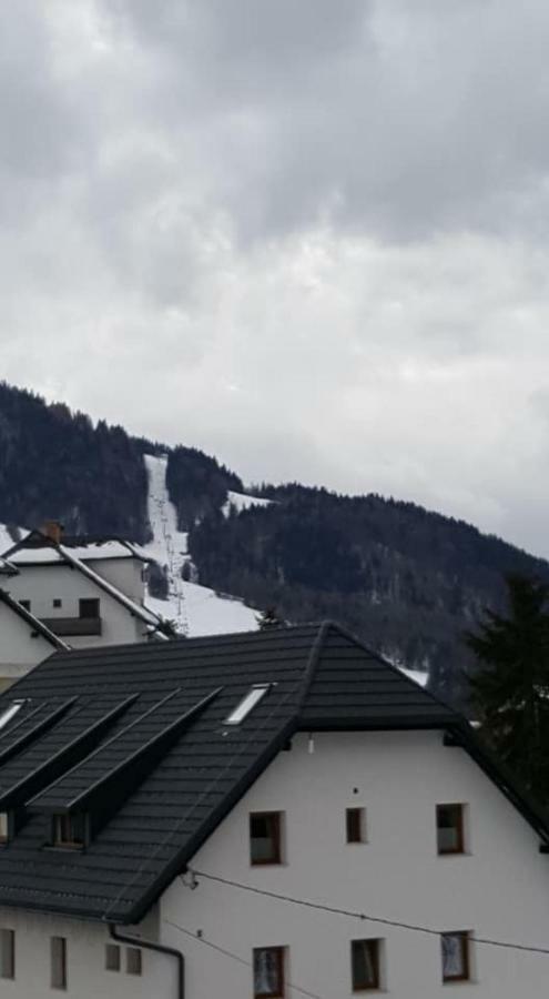 Klass 203 Kranjska Gora Esterno foto